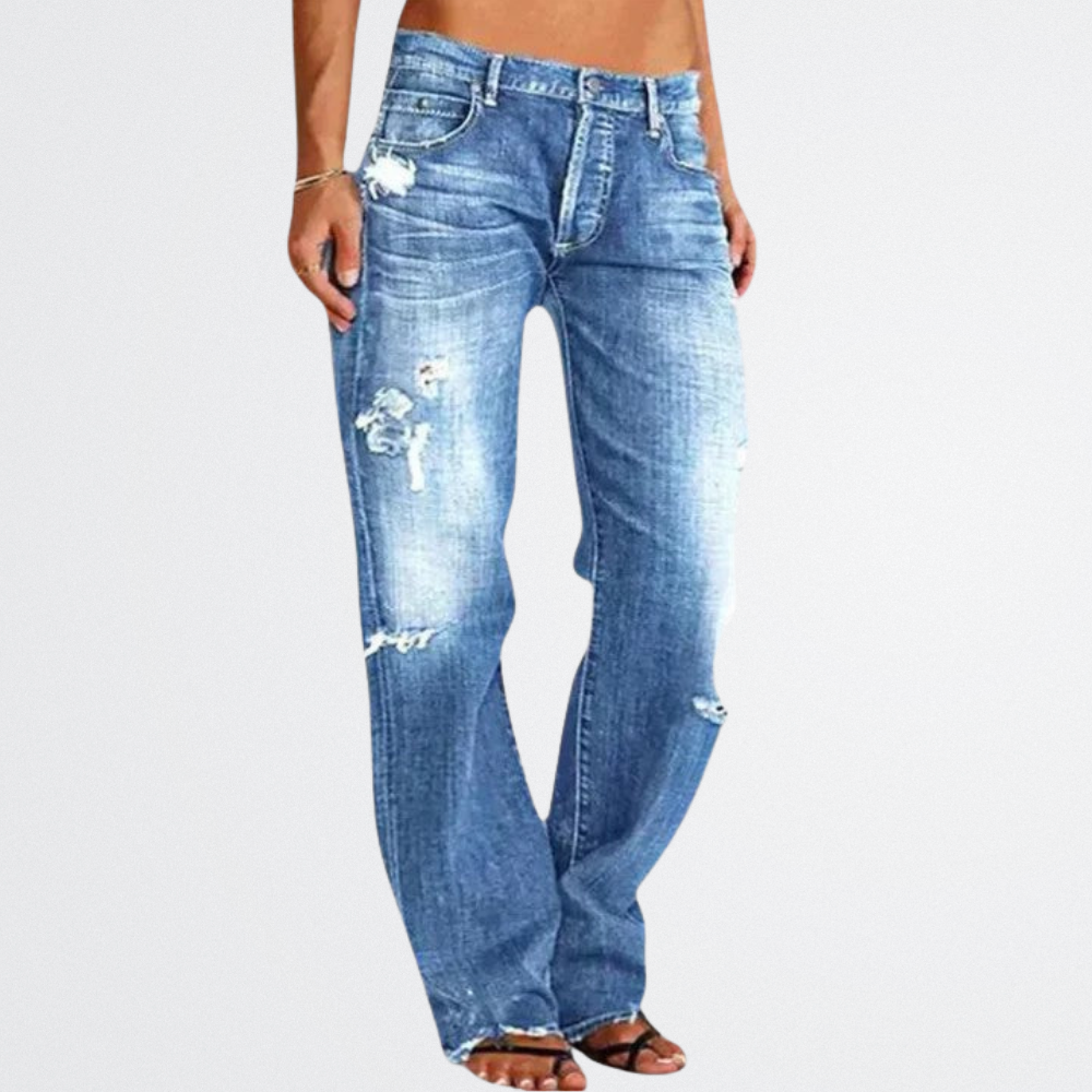 Camila - Relaxed Fit Ripped Jeans