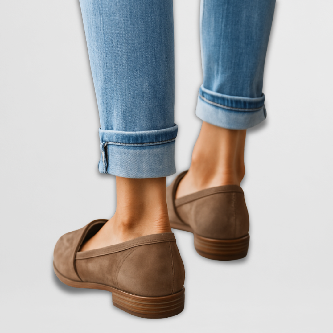 Avery - Minimalist Suede Loafers