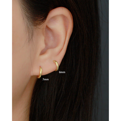 Hoop Huggie Earrings in Various Sizes – Mabel