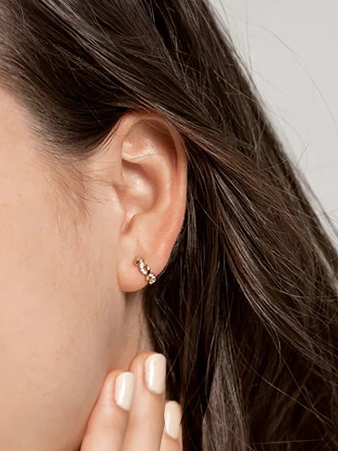 Huggie Earrings with Zirconia Crystals – Priscilla