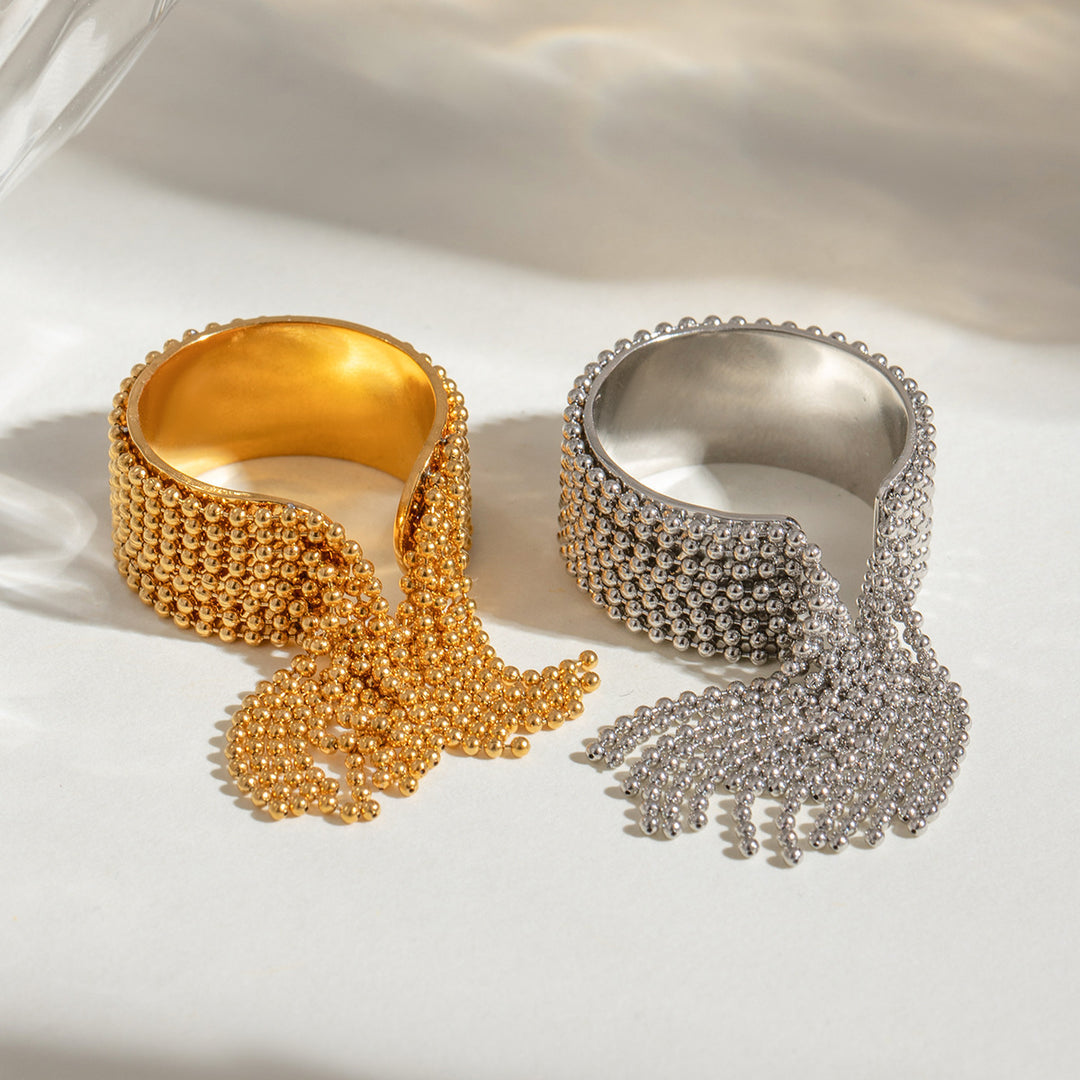 Josian - Modern Gold Ring with Tassel
