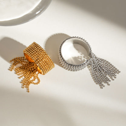 Josian - Modern Gold Ring with Tassel